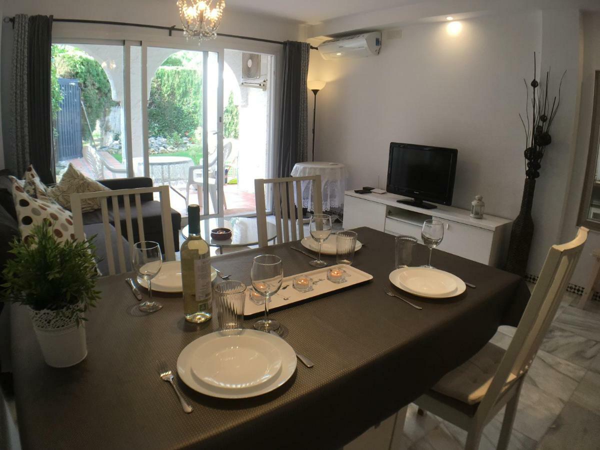 Rio Marina Apartment Нерха Экстерьер фото